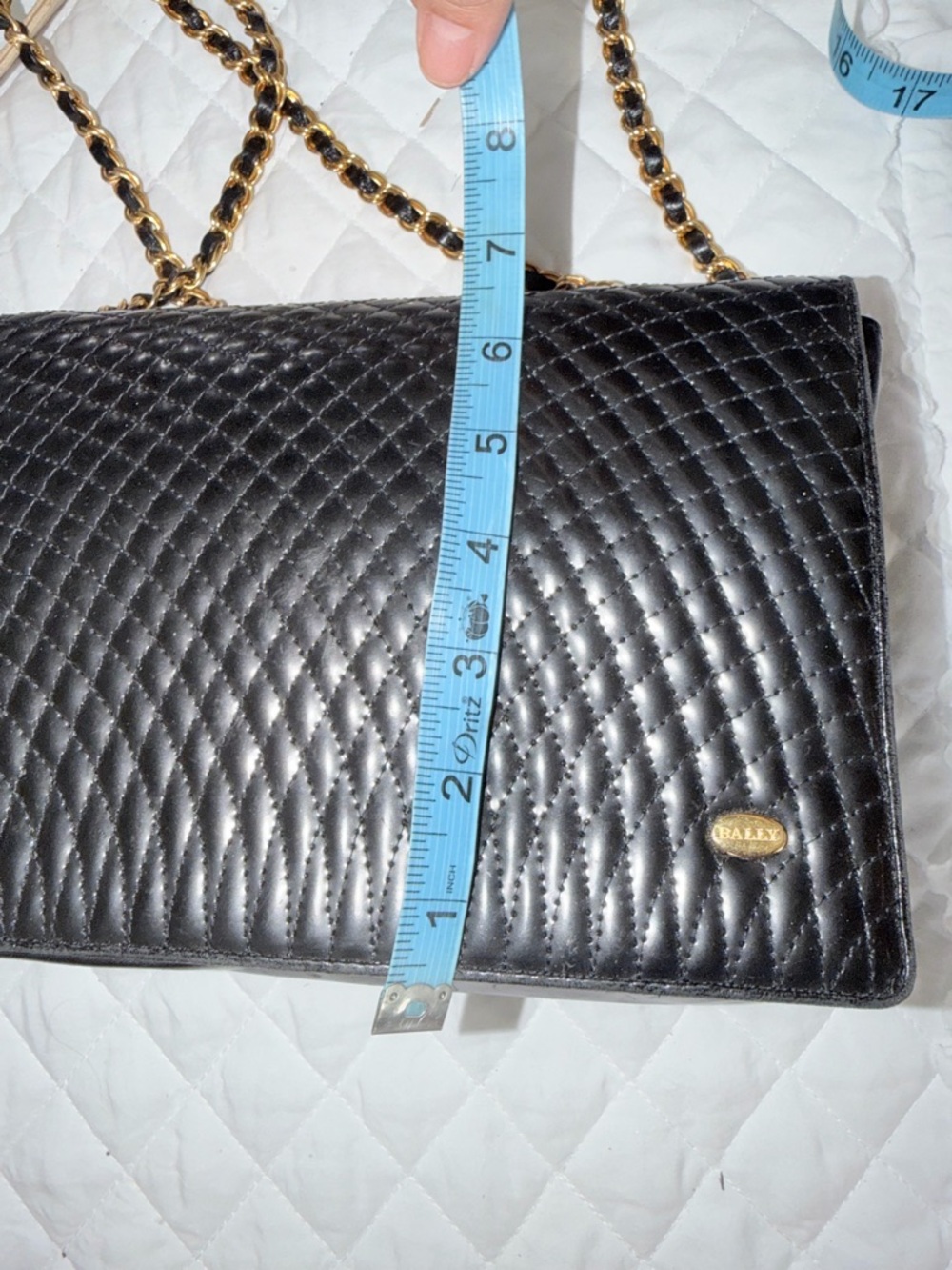 Bally Quilted Chain-Strap Shoulder Bag with Gold Hardware - Picture 13 of 14
